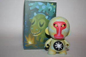 KIDROBOT FERALS SNOW EATING MACACO SCIMMIA MUNNY AMANDA VISELL GIOCATTOLO ARTISTICO DI DESIGN - Foto 1 di 2