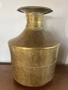ANTIQUE LARGE UNIQUE SOLID BRASS WATER VASE POT/ CONTAINER EASTERN/ INDIA 1900S - Picture 1 of 7