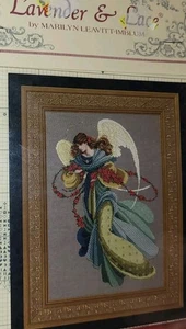 Disegni vittoriani lavanda e pizzo Angelica L&L 44 motivo punto croce - Foto 1 di 3