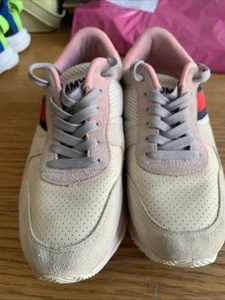 damen tommy hilfiger sneaker gr 5 sehr guter Zustand  - Bild 1 von 9