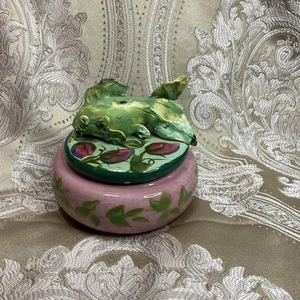 Tarro de almacenamiento decorativo de cerámica pintado a mano Lesal con tapa - Imagen 1 de 5