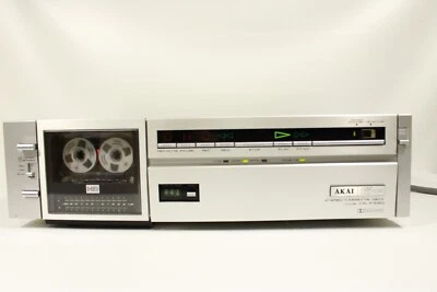 Plataforma cassete AKAI CS-F 330. (ref K 131) - Imagem 1 de 4