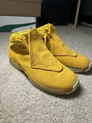 Air Jordan 18 Retro - Gamuza Amarilla Foto 1 de 4