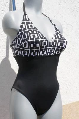 Saison-2023/24 702099-09 Solar Badeanzug mit gekreuzten Trägern Schwarz in 38 - Bild 1 von 4