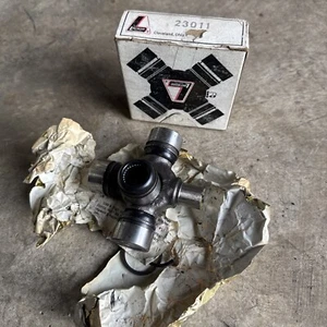 lakewood industries 23011 U-joint Performance NOS - Picture 1 of 3