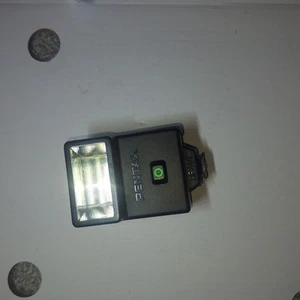 Pentax AF200T Xenon Shoes Mount Flash for Pentax SLR - Picture 1 of 5