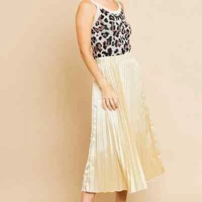 Falda midi plisada satinada UMGEE para mujer talla M mediana natillas dorada crema Y2K Foto 1 de 4