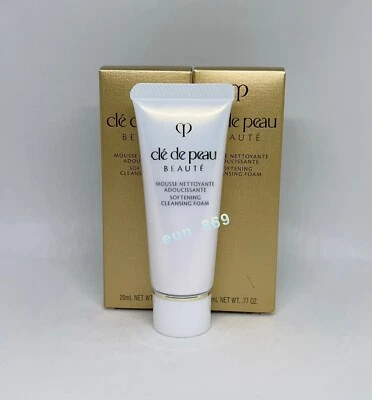 2 x Cle de Peau Beaute espuma limpiadora suavizante 0,77 oz / 20 ml cada una en total 40 ml Foto 1 de 3