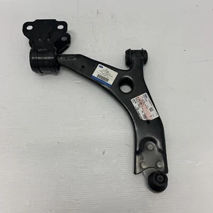 Brazo de suspensión delantera inferior original Ford Focus Mk3 17- 2172992 - Imagen 1 de 3