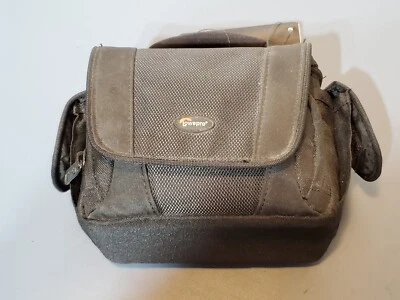 Сумка для фотоаппарата Lowepro Edit 110 черная для Nikon Canon Pentax компактная новая с ценниками без ремня - Изображение 1 из 4