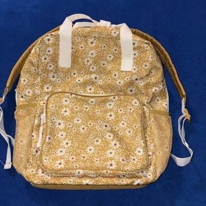 Mochila Art Class amarilla con estampado floral de margaritas - Imagen 1 de 8
