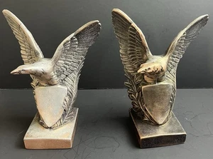 Set coppia fermalibri antichi American Eagle scudo frizione metallo tono rame - Foto 1 di 15