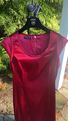 Vestido vintage de satén rojo Dolce & Gabbana - IT talla 44 Foto 1 de 4