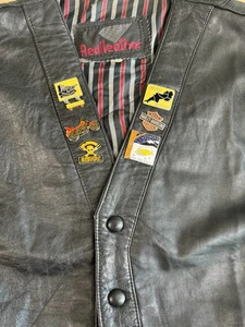 Harley Davidson Motorcycle Patch on Back VTG Leather Waistcoat with Badges M - Picture 1 of 14