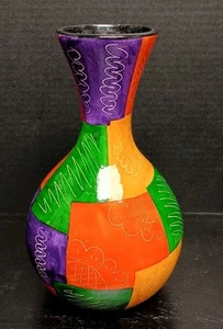 Vintage 10" African Folk Art Hand Painted Pottery Vase Bulbous Shape - Picture 1 of 7