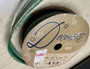 Vintage Decorette grün Satin & Spitze Band auf Retro Grafik Karton Spule - Bild 1 von 8