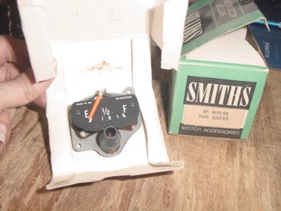 Medidor de combustível NOS SMITHS Austin America - Imagem 1 de 4