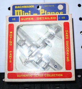 Vintage Bachmann Mini Planes #68 B-29 SUPER FORTRESS 8368:79 1:380 SCALE - Picture 1 of 2