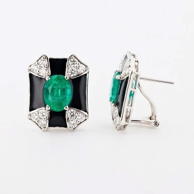 Pendientes de platino de diamantes y esmeraldas de 3,68 ctw de 1,05 ctw Foto 1 de 4