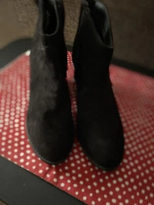womans boots size 11 - Picture 1 of 4