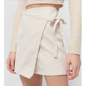 BDG Denim asymmetrischer Saum Wickel Minirock Größe Small Boho Cottagecore klassisch - Bild 1 von 11