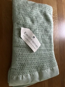 Early’s Of Witney Ribbon Edged Honeycomb Blanket Acrylic Single Green - Picture 1 of 5
