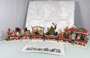 Vintage 6pc Danbury Mint “Pomeranian Christmas Express” Holiday Rail Decor - EUC - Picture 1 of 24