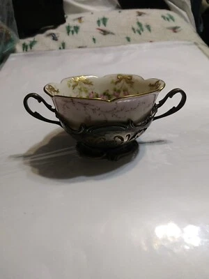 复古杯子和纯银杯架 2 1/2 盎司状况良好,按二手出售 — 第 1/4 张图片