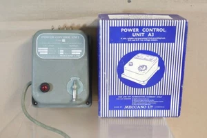 HORNBY DUBLO A3 CONTROLLER 0-12 Volt & TRANSFORMER 240 Volt INPUT 1pmv - Picture 1 of 14