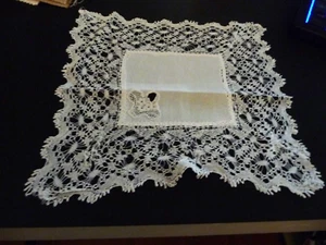 Linge ancien 1 mouchoir lin brodé avec dentelle - Imagen 1 de 4