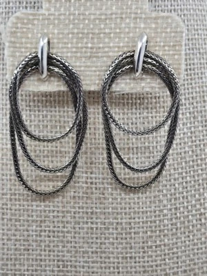 Pendientes John Hardy, clásicos de plata esterlina de 3 canales, como nuevos  Foto 1 de 4