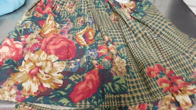 Catherine by Ralph Lauren Full Bedskirt Dust Ruffle 100% Cotton-Plaid & Florals - Image 1 of 4