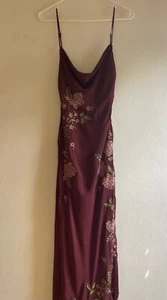 House of CB Floral Embroidered Dress Size Large, New With Tags - Picture 1 of 6