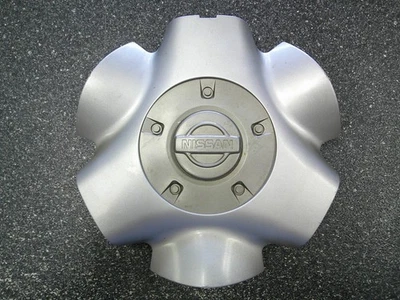 Nissan Pathfinder 1999-2002 16" OEM tapa central plateada 40342-2W600 62372 - uno/1 Foto 1 de 4