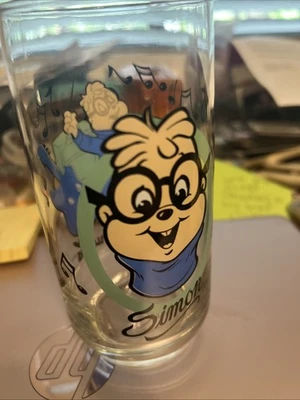 Винтажное коллекционное стекло The Chipmunks Simon 1985 - Изображение 1 из 3