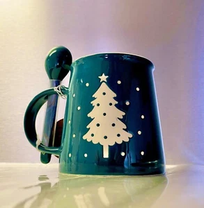 WEIHNACHTSBAUMBECHER MIT LÖFFEL. GROSSE TASSE MIT INTEGRIERTEM LÖFFEL. - Bild 1 von 4