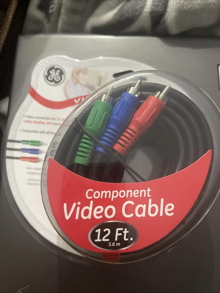 GE Component Video Cable 6 FEET 1.8 M NEW IN SEALED PACKAGE (EN) - Image 1 of 3