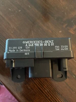 Mercedes-Benz OEM Glow Plug Controller A6489000000Q01 - Image 1 of 3