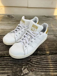 Adidas Stan Smith blanco y dorado talla 5 - Imagen 1 de 9