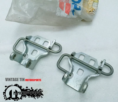 NOS Mopar 4615201  1991 Dodge Caravan Dakota Voyager Door Hinge (Qty 2) Foto 1 de 3