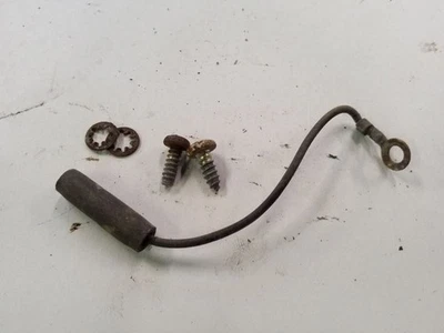 Винты и вилка/провод для фары головного света | Подходит для Jaguar XJ6 1980-1987 годов выпуска - Изображение 1 из 4