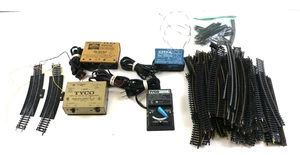 Ho/ N Scale Transformers Train Power Packs Lot plus approx. 60 train tracks - Picture 1 of 8