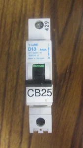 Interruttore GE V-Line 1 polo seleziona dall'elenco a discesa - Foto 1 di 3