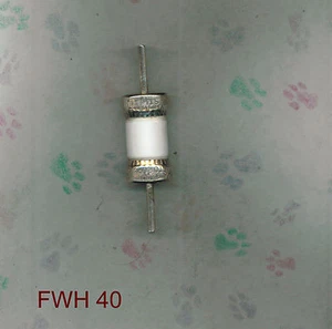 NEW BUSSMAN FWH40 FUSE FWH 40   40 AMP SEMICONDUCTOR  500 VOLT  - Picture 1 of 2