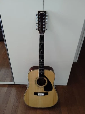 Yamaha 12 string acoustic guitar with hard case - Image 1 of 4