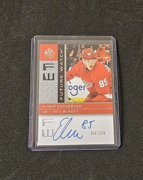 Elmer Soderblom 2022 SP AUTÊNTICO RELÓGIO RETRÔ FUTURO AUTOGRAFADO CARTÃO NOVATO - Imagem 1 de 2