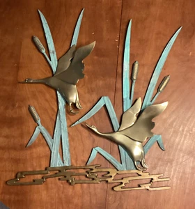 Vintage Brass Copper Ducks Or Geese, Wall Hanging Art, MCM, 18”x21” - Picture 1 of 10