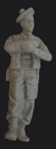 1/35 Resin British Soldier "Walking Verwundet" - Bild 1 von 5