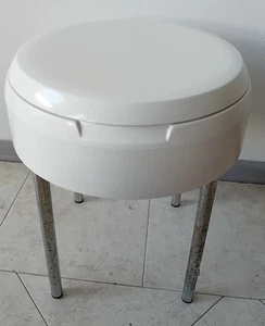 Sgabello CARRARA & MATTA modello CAPRI RARO bianco anni '60 VINTAGE - Picture 1 of 8