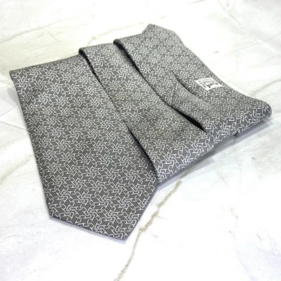 Corbata de seda Hermes patrón de cadena buen estado logotipo clásico usado Foto 1 de 4